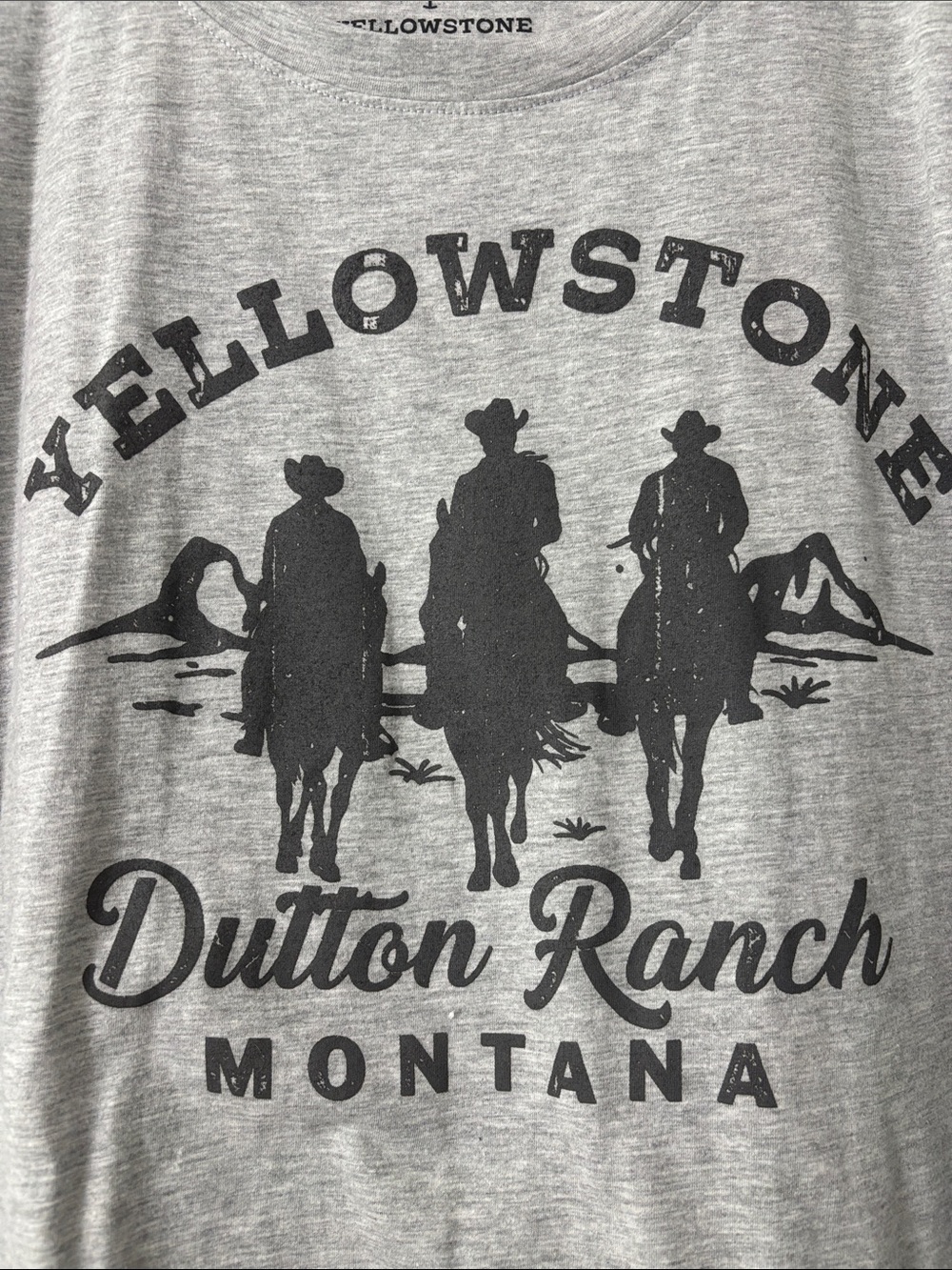 Dutton Ranch Montana Gray Women’s Graphic Tee - Picture 3 of 4